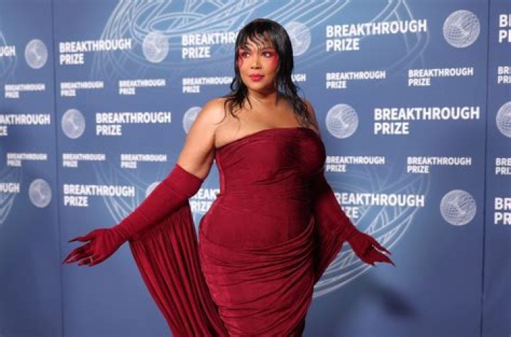Lizzo Celebrates Being ‘Single’ As She Playfully Smacks Her Butt While Rocking Black Lingerie — Watch