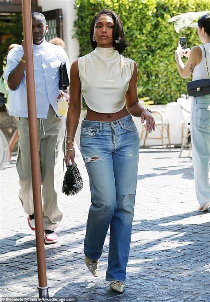 Lori Harvey In White Crop Top After Split With Michael B. Jordan: Pic – Hollywood Life