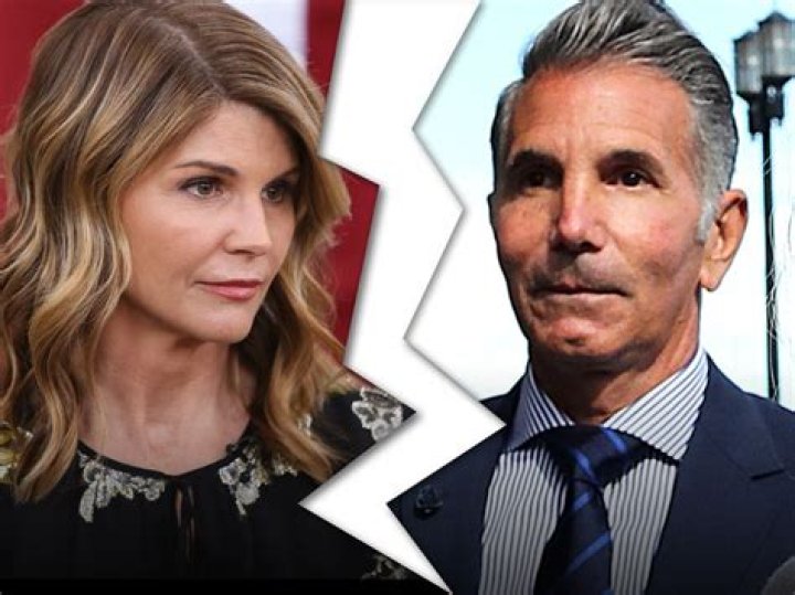 Lori Loughlin & Mossimo Giannulli: Criminal Lawyer Reveals How Many Months They’ll Likely Serve Behind Bars