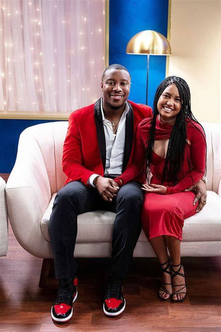 ‘Love Is Blind’ Couple Iyanna McNeely & Jarrette Jones To Divorce – Hollywood Life