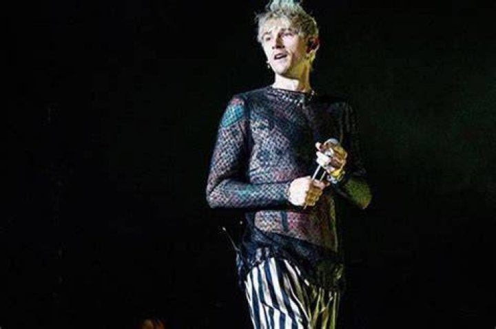 Machine Gun Kelly Ends Up In Brawl With Concert Goer At His Louisville Show — Video