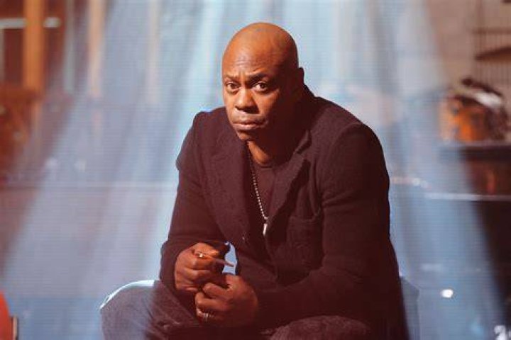 Maggie Rogers Dissed For ‘SNL’ Performance Of ‘Light On’ – Hollywood Life