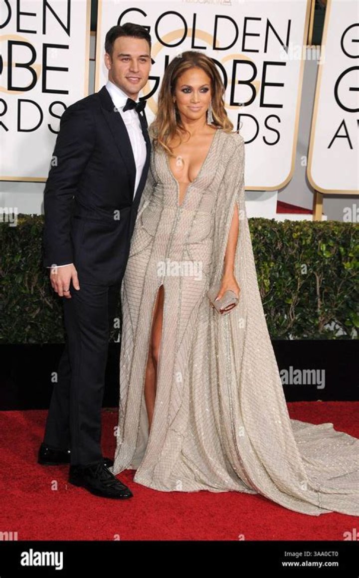 Make A Date To See Jennifer Lopez & Ryan Guzman – Hollywood Life