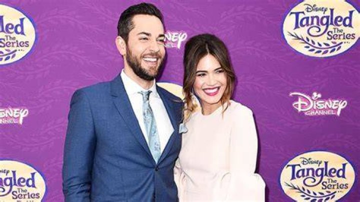 Mandy Moore & Zachary Levi Reunite For ‘Tangled’ 10th Anniversary: – Hollywood Life