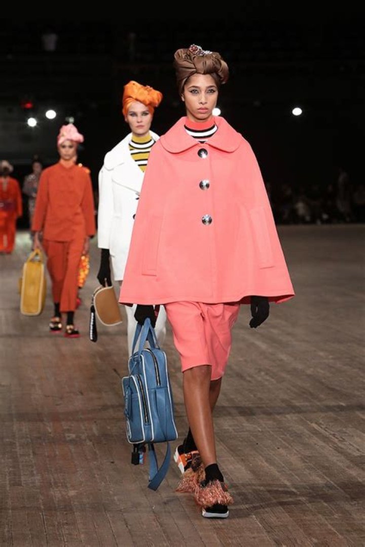 Marc Jacobs NYFW Show — SEE PICS