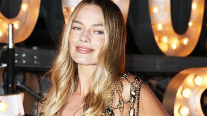 Margot Robbie Rocks Bikini Top At Chanel Cruise Show: Photos – Hollywood Life