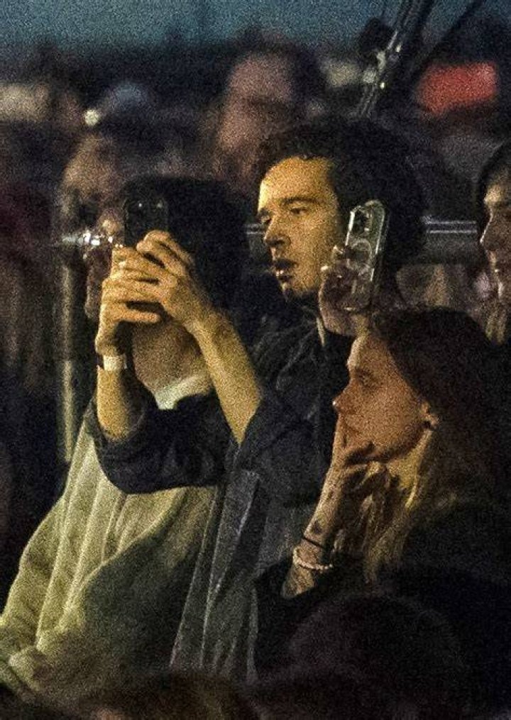 Matt Healy Attends 2nd Taylor Swift Nashville Show: Photos – Hollywood Life