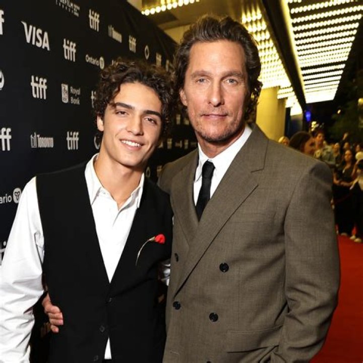 Matthew McConaughey’s Son Levi, 14, Reveals His Surf Injuries: ‘Souvenirs’