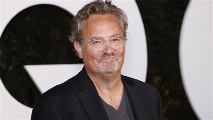 Matthew Perry’s Friends Were Concerned Death Was Due to Drug Overdose – Hollywood Life