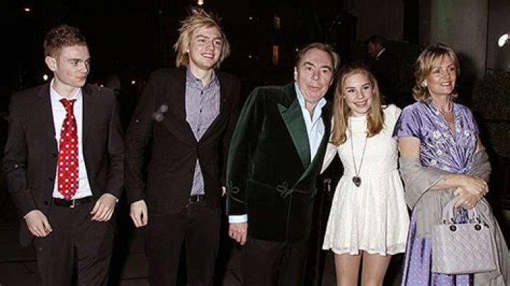 Meet His 5 Children – Hollywood Life
