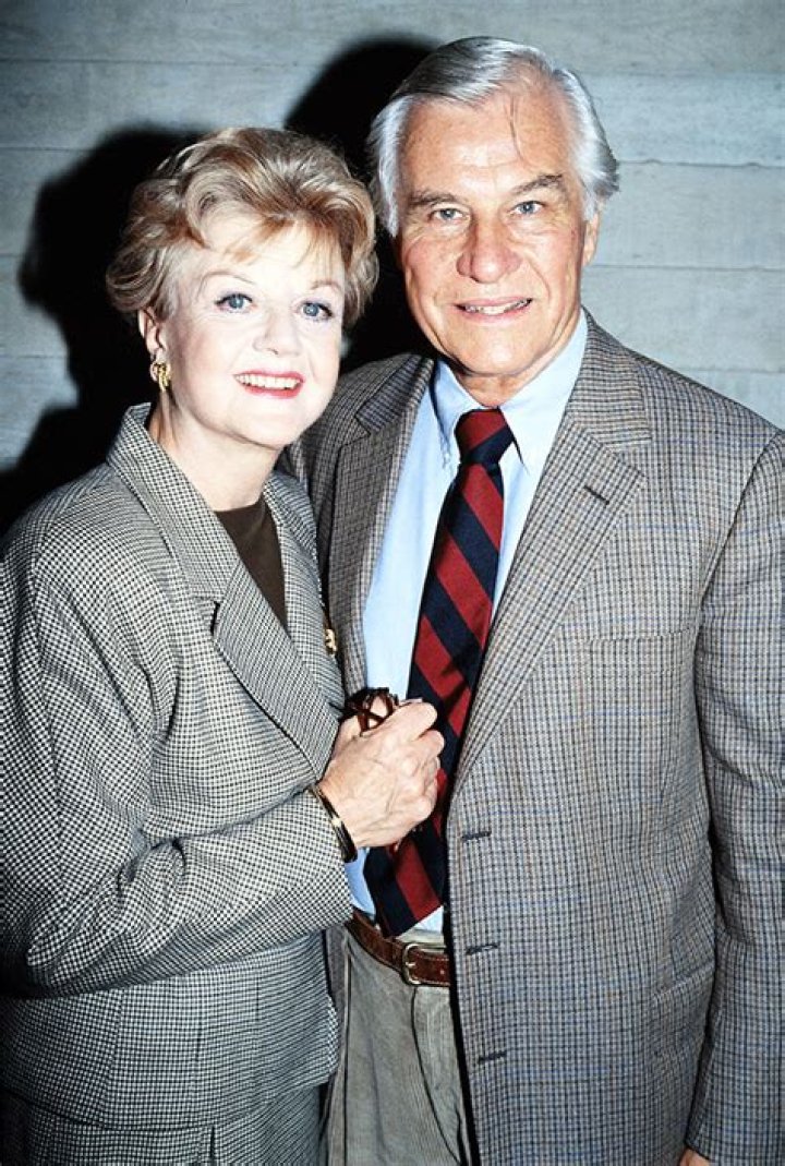 Meet The Late Actress’ Peter Shaw – Hollywood Life