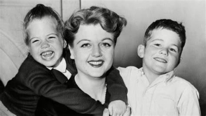 Meet The Late Star’s Three Children – Hollywood Life