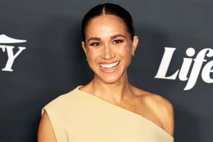 Meghan Markle Reacts To ‘Crazy’ & ‘Hysterical’ Labels – Hollywood Life