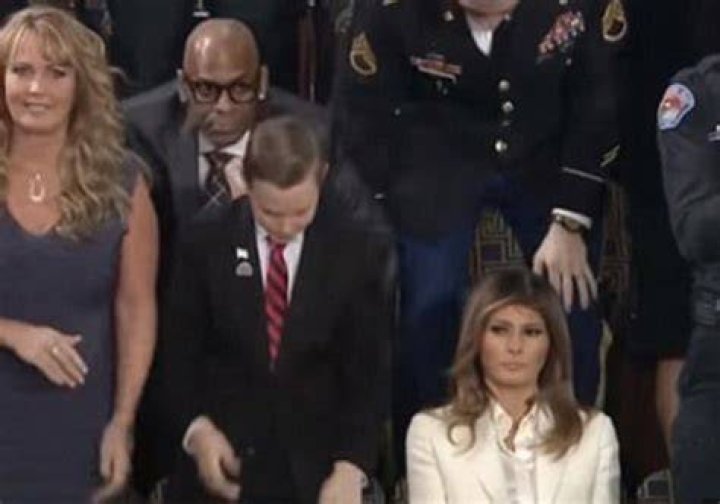 Melania Trump Shading Donald Trump — PICS
