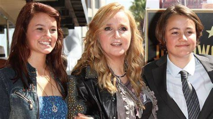 Melissa Etheridge’s Daughter Mourns The Loss Of Her Brother Beckett – Hollywood Life