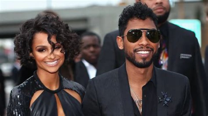 Miguel & Nazanin Mandi Reunite 2 Months After Split In New IG Story – Hollywood Life