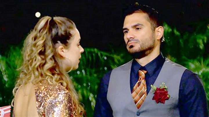 Miguel Questions Lindy – Hollywood Life