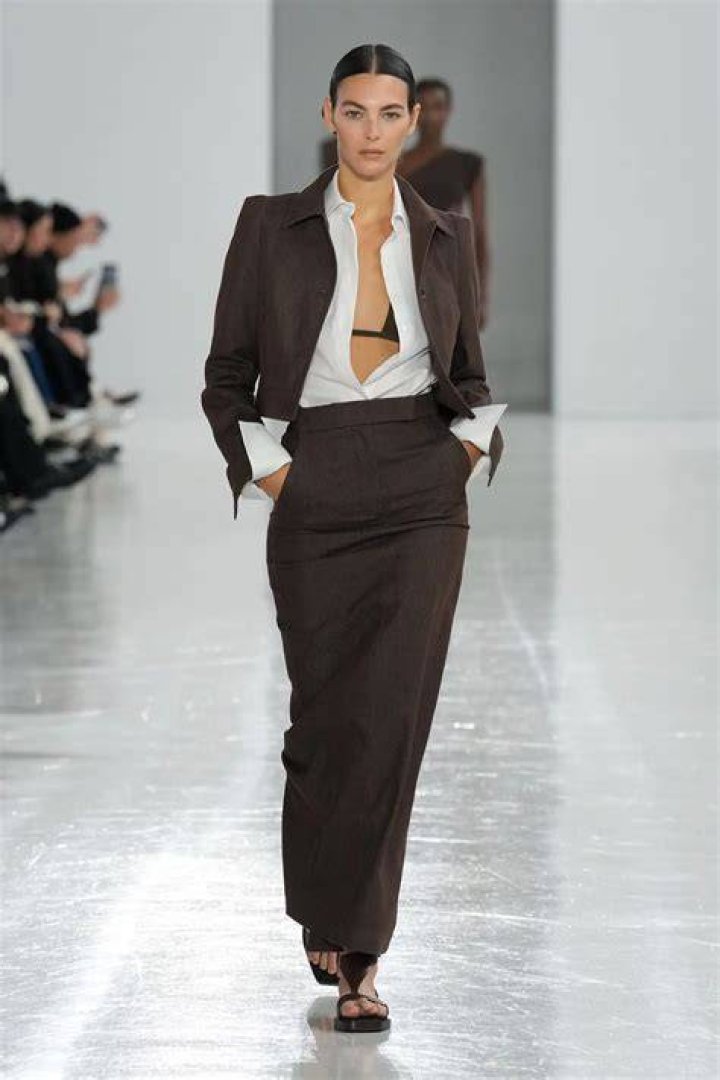 Milan Fashion Week Winter 2022: Photos Of Kim Kardashian & More