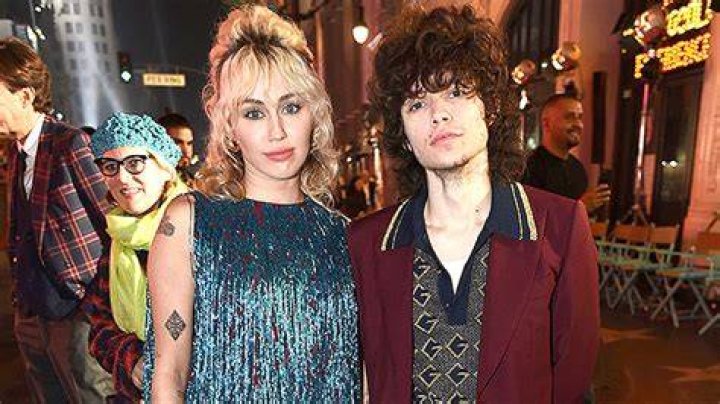 Miley Cyrus’ Feelings About Marriage & Kids With BF Maxx Morando – Hollywood Life