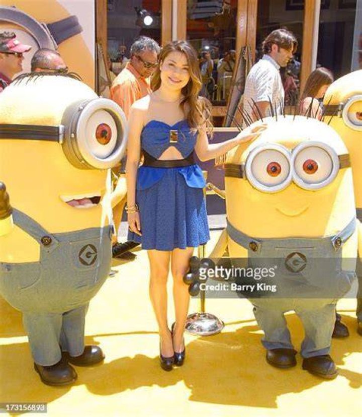 Miranda Cosgrove Looks Too Cute At ‘Despicable Me 2’ Premiere