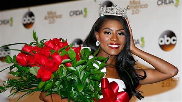Miss America Hair & Makeup 2019 — Stunning Beauty Looks – Hollywood Life