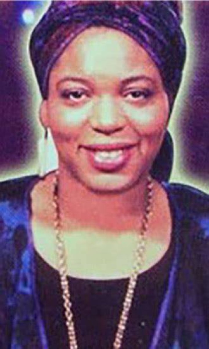 Miss Cleo Celebrity Profile – Hollywood Life