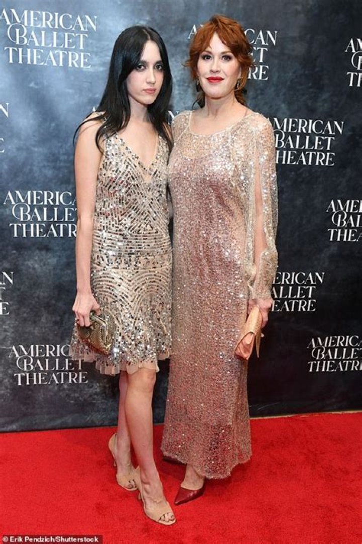 Molly Ringwald and Daughter Mathilda Match in Sequin Dresses: Photos – Hollywood Life