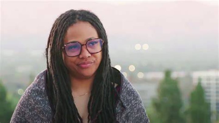 Monie Was Abused – Hollywood Life