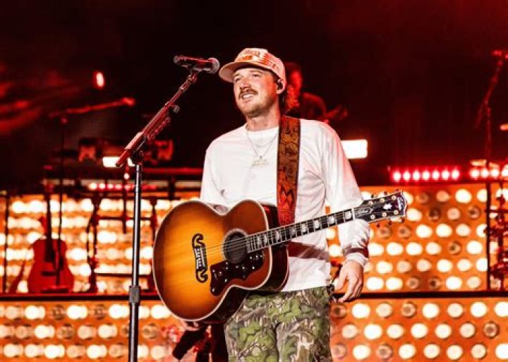 Morgan Wallen Reveals He’s Cleared To Sing 1 Month After Postponing Tour Dates: ‘We Back’