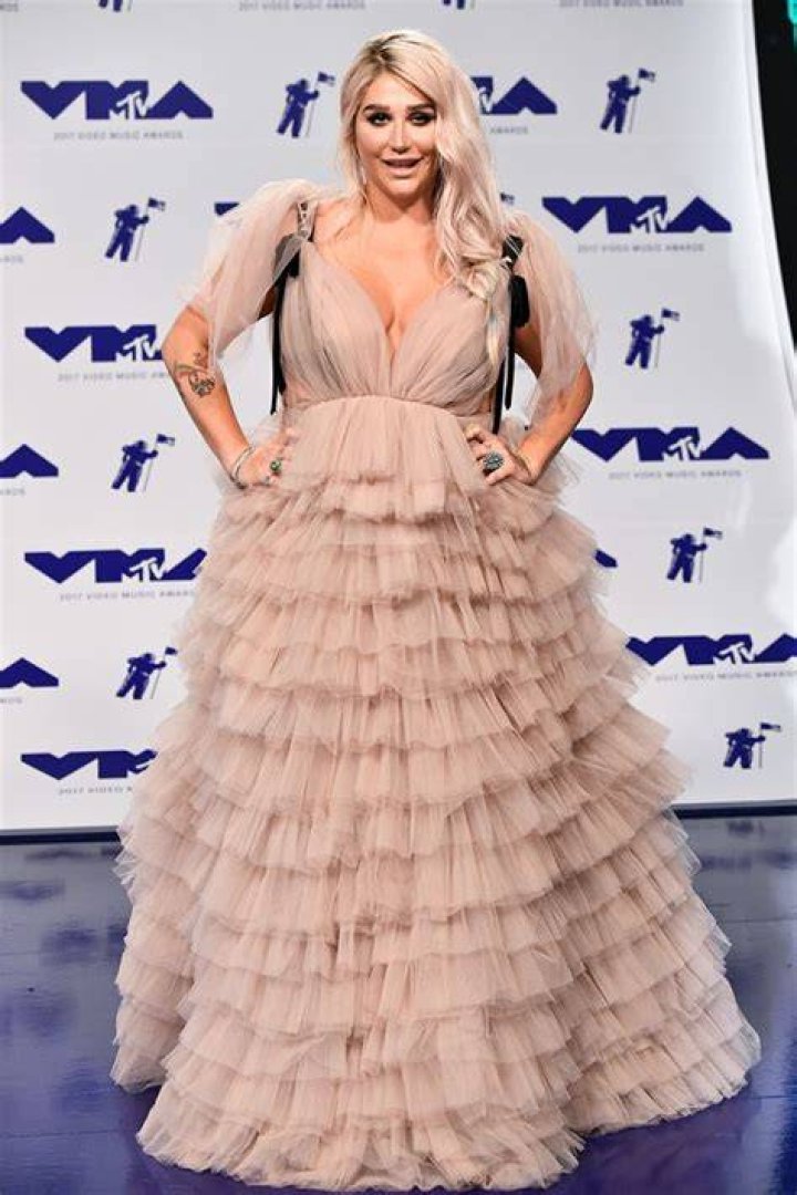 MTV 2017 Video Music Awards’ Worst Dressed — See The VMA Red Carpet’s Worst