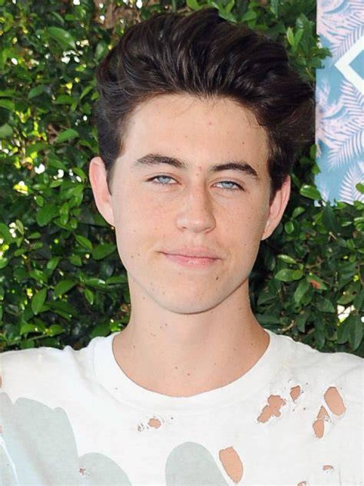 Nash Grier Celebrity Profile – Hollywood Life
