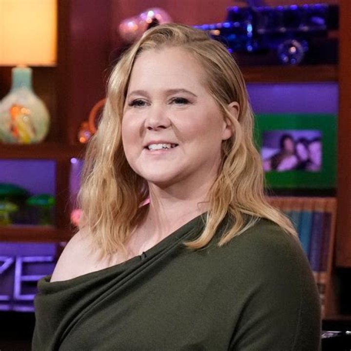 New Mom Katy Tur Praises Amy Schumer & Blasts ‘Stereotypes & Expectations’ Of What A Mom ‘Should Be’