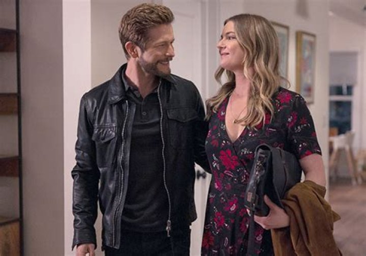 Nic Returns In Flashback Scene – Hollywood Life
