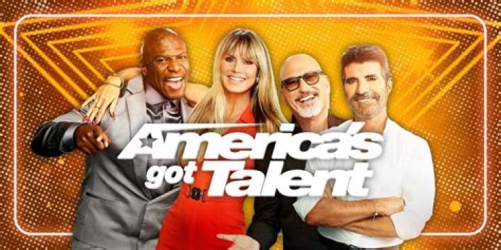 Nick Cannon & Heidi Klum Flirting On ‘America’s Got Talent’ Set – Hollywood Life