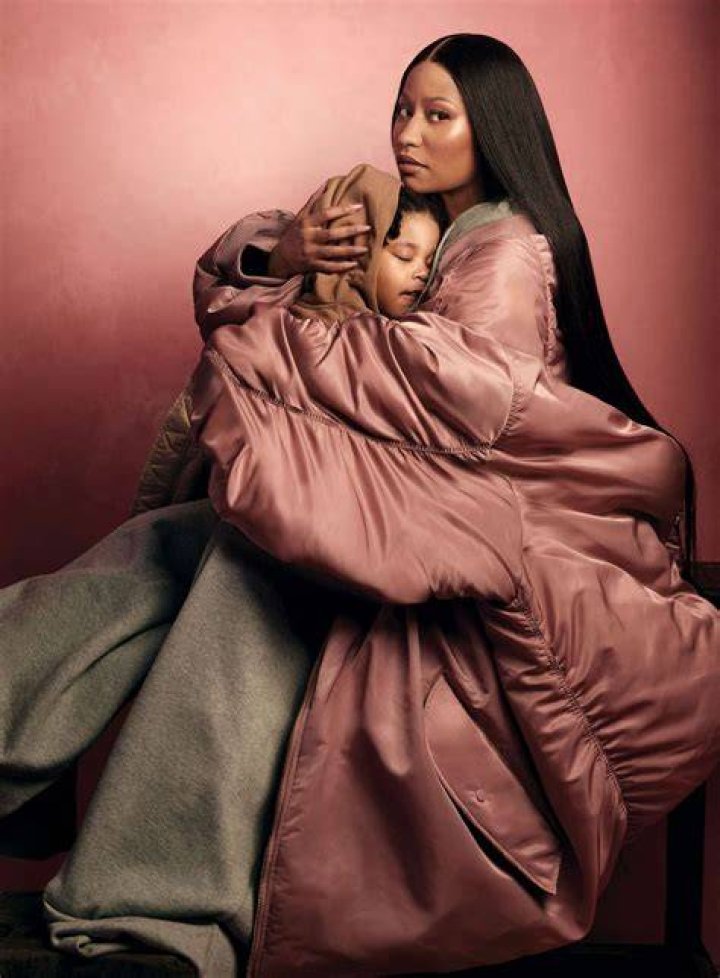 Nicki Minaj Shares New Makeup-Free Video & Fans Think She’s Hiding A Baby Bump