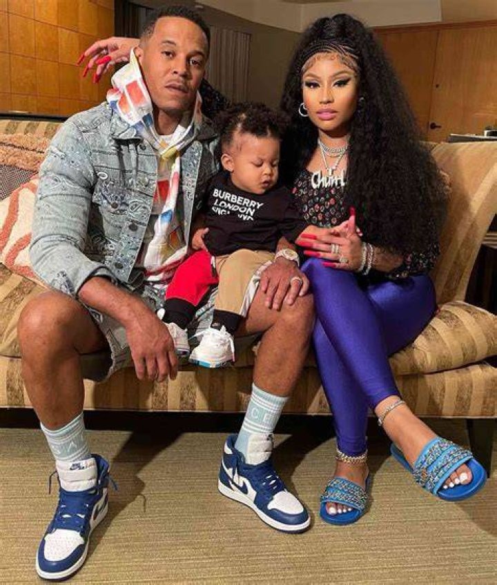 Nicki Minaj Shows Off Her Baby’s New $1,200 Burberry Wardrobe & Hints At Child’s Gender