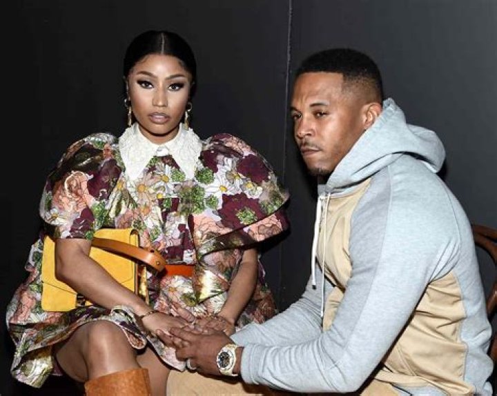 Nicki Minaj ‘Wants To Call Rihanna Out’ On Drake Breakup