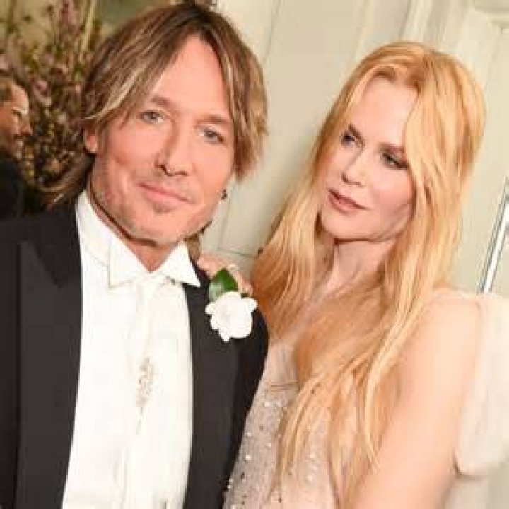 Nicole Kidman Shares Throwback Wedding Photo With Keith Urban – Hollywood Life