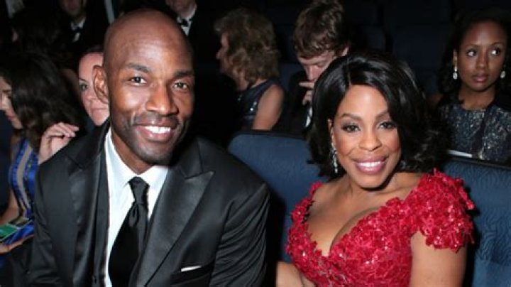 Niecy Nash & Jay Tucker Split After 8 Years Of Marriage — Statement – Hollywood Life