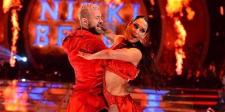 Nikki Bella & Artem Chigvintsev Kissing & Dancing Ahead Of ‘DWTS’ Premiere – Hollywood Life