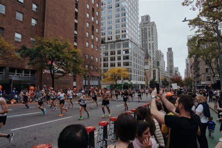 NYC Marathon — Pics – Hollywood Life