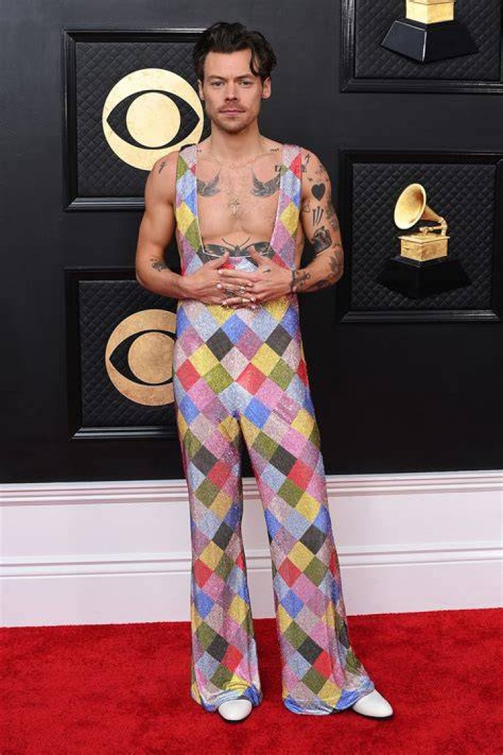 Olivia Wilde Stuns In Sexy Floral Jumpsuit To Celebrate Harry Styles’ 28th Birthday