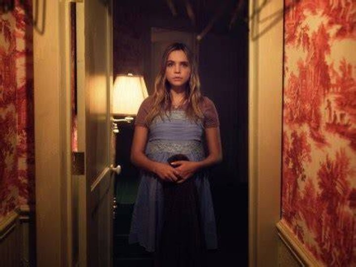 Original Sin’s Bailee Madison On Imogen’s Baby Twist & Season 2 – Hollywood Life