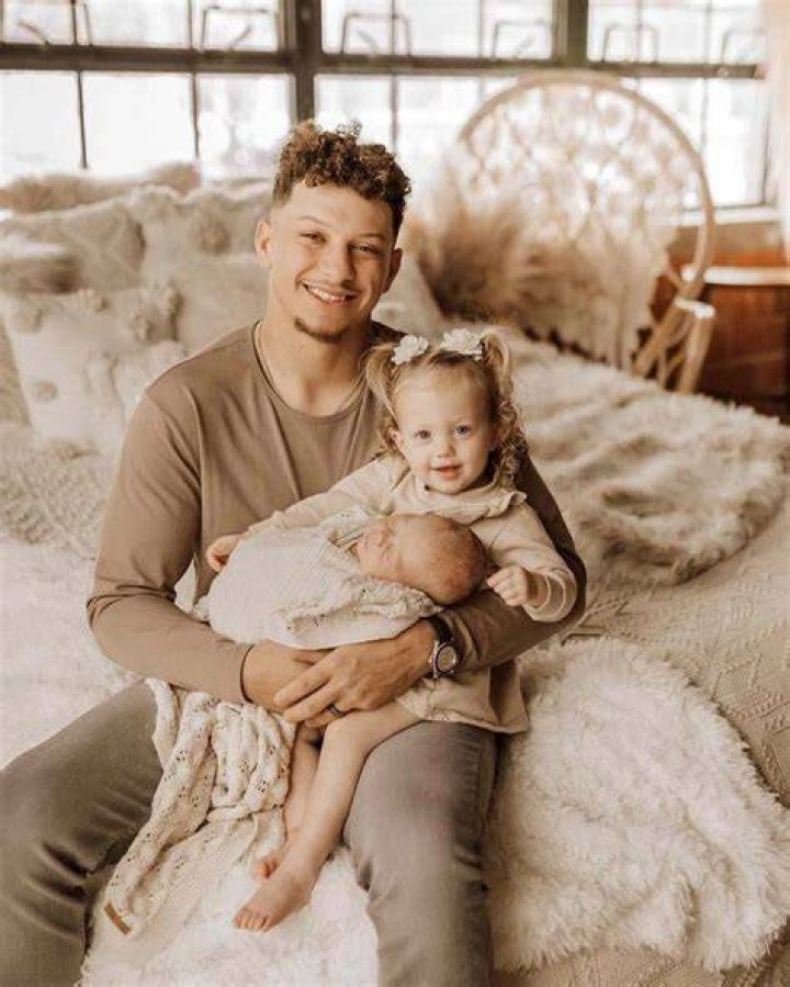 Patrick Mahomes Cradles Daughter Sterling, 1 Month, In Adorable Pic Posted By Brittany Matthews
