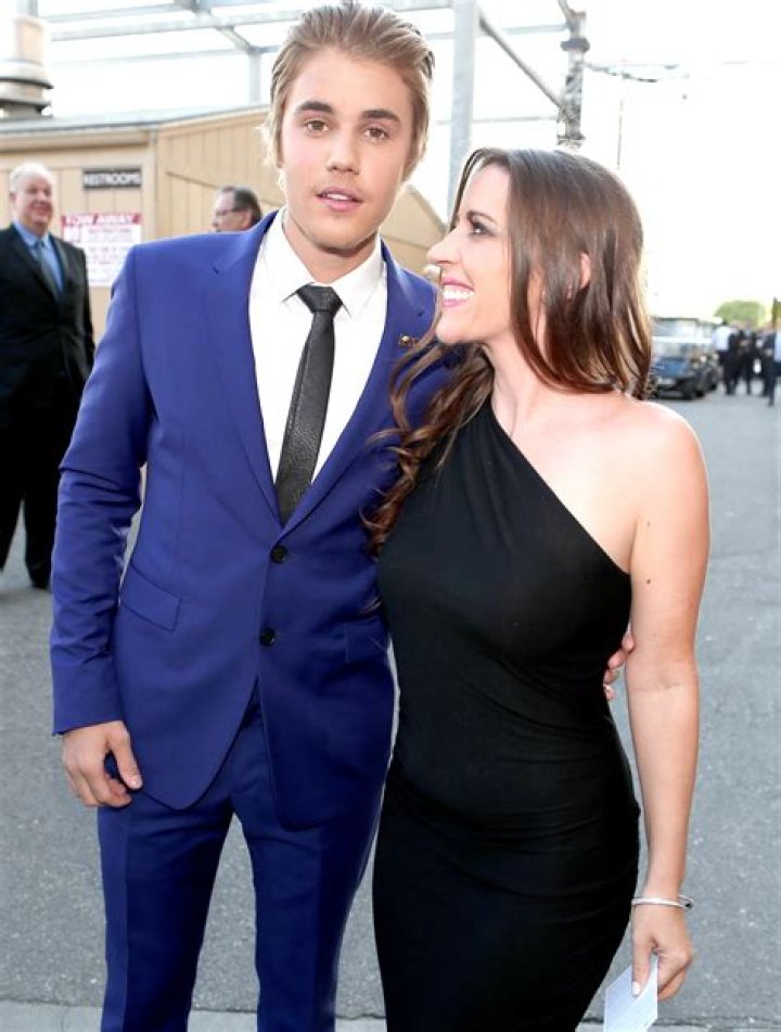 Pattie Mallette & Justin Bieber — SEE PICS