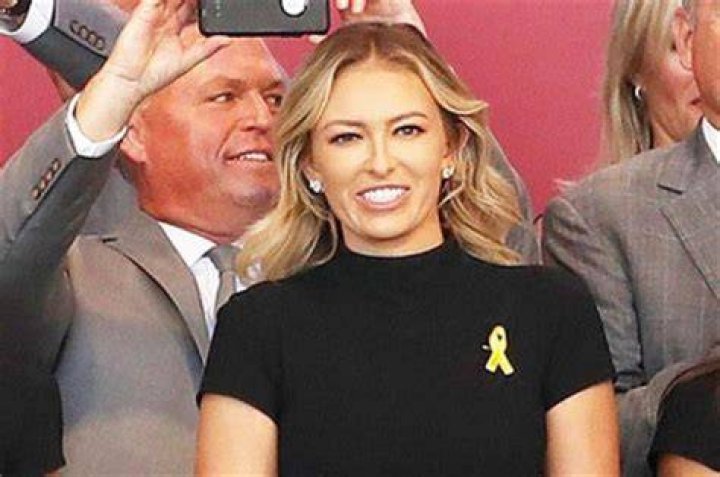 Paulina Gretzky Rocks SKIMS Fendi Collection On Winter Vacation — Photo