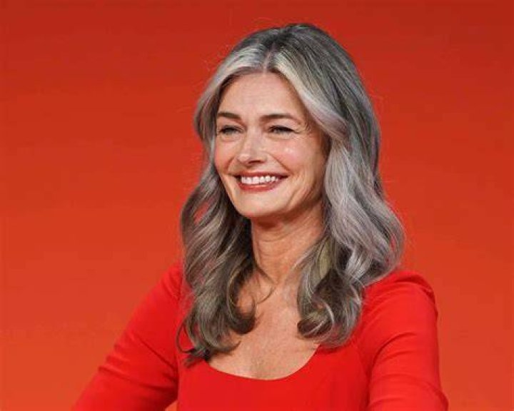 Paulina Porizkova, 56, Wears Nothing But A Sun Hat As She Vents About Dating After Split