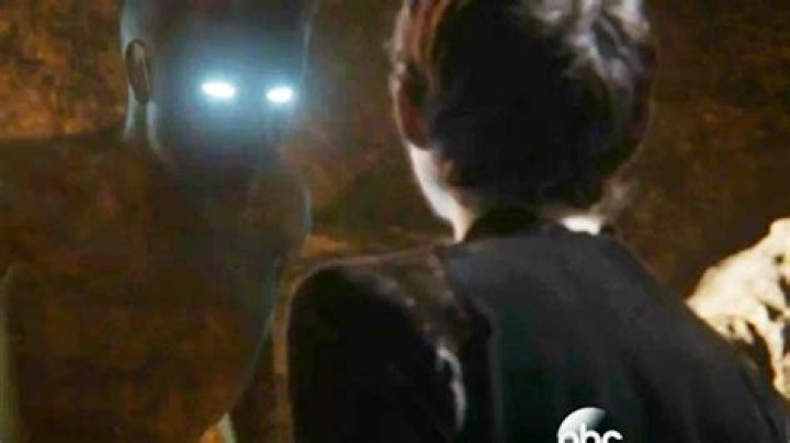 Peter Pan Is Rumpelstilstkin’s Father — Episode 308 Recap – Hollywood Life