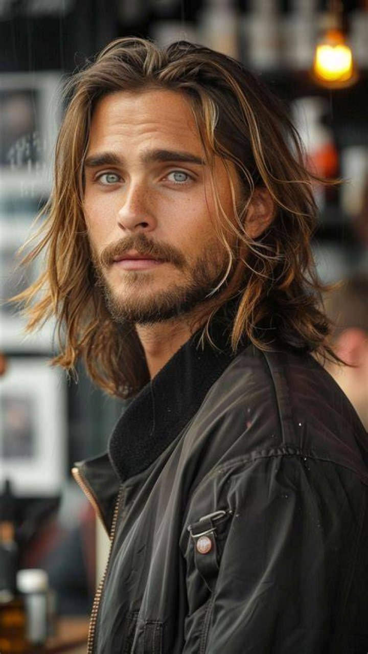 Photo Of His New Long Hair & Facial Hair – Hollywood Life