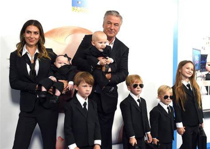 Photos Of Alec Baldwin & His Siblings – Hollywood Life